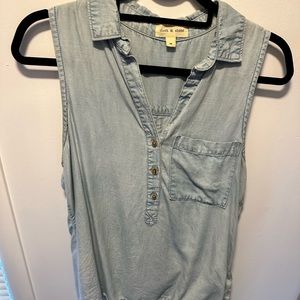 Anthropologie Cloth & Stone Light Wash Chambray Top